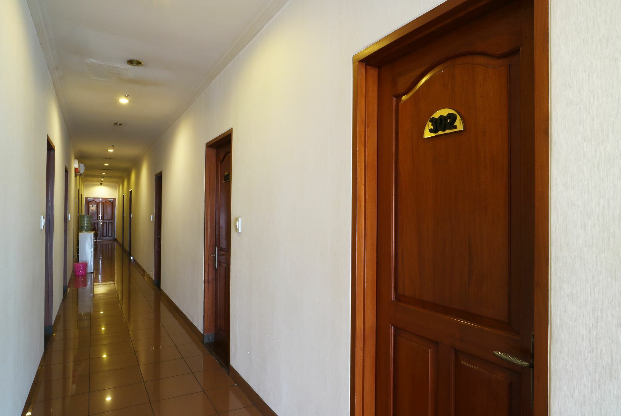 Hotel 678 Cawang Jatinegara Exterior photo